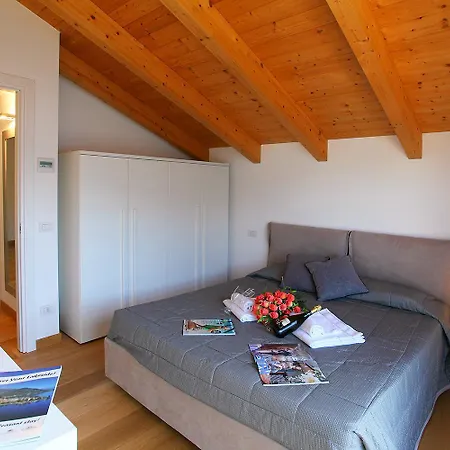 Apartment Riva Margherita 2 - Happy Bellano